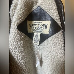 New York Classics Women's Black and Cream Teddy Jacket